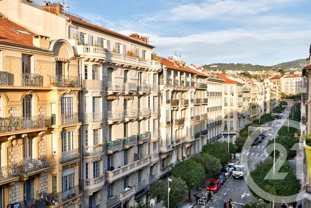 Appartement F4 à vendre - 4 pièces - 88.35 m2 - NICE - 06 - PROVENCE-ALPES-COTE-D-AZUR - Century 21 Lafage Transactions