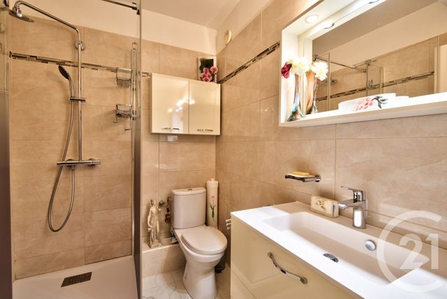 Appartement F4 à vendre - 5 pièces - 117.55 m2 - NICE - 06 - PROVENCE-ALPES-COTE-D-AZUR - Century 21 Lafage Transactions