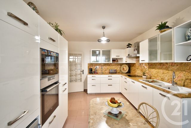 Appartement F4 à vendre - 5 pièces - 117.55 m2 - NICE - 06 - PROVENCE-ALPES-COTE-D-AZUR - Century 21 Lafage Transactions