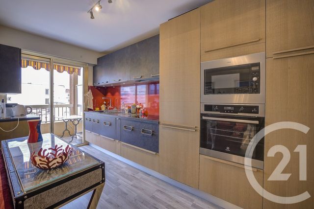Appartement F3 à vendre - 3 pièces - 75.42 m2 - NICE - 06 - PROVENCE-ALPES-COTE-D-AZUR - Century 21 Lafage Transactions