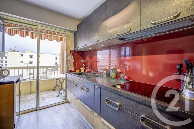Appartement F3 à vendre - 3 pièces - 75.42 m2 - NICE - 06 - PROVENCE-ALPES-COTE-D-AZUR - Century 21 Lafage Transactions