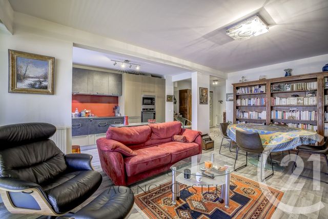 Appartement F3 à vendre - 3 pièces - 75.42 m2 - NICE - 06 - PROVENCE-ALPES-COTE-D-AZUR - Century 21 Lafage Transactions