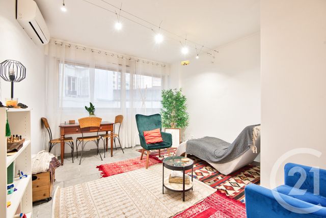 Afficher la photo en grand Appartement F4 à vendre - 4 pièces - 85.02 m2 - NICE - 06 - PROVENCE-ALPES-COTE-D-AZUR - Century 21 Lafage Transactions