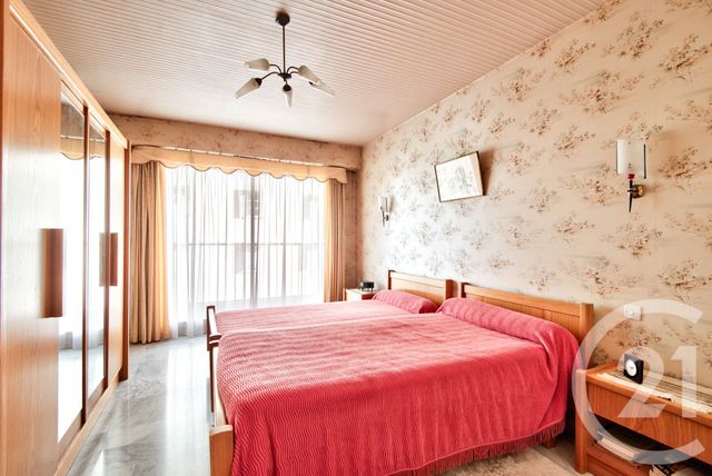 Afficher la photo en grand Appartement F3 à vendre - 3 pièces - 88.67 m2 - NICE - 06 - PROVENCE-ALPES-COTE-D-AZUR - Century 21 Lafage Transactions