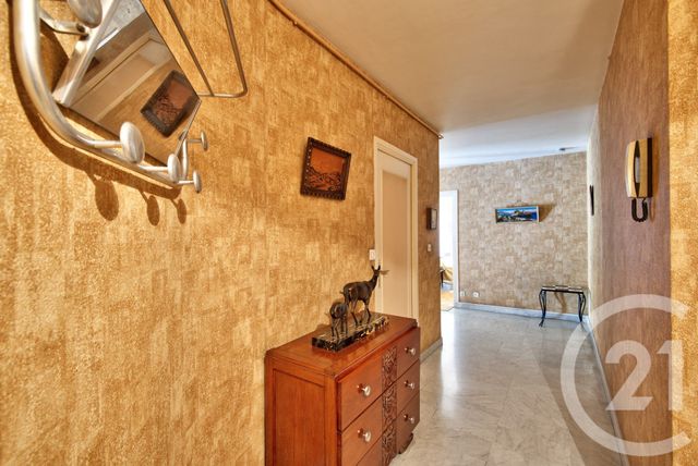 Afficher la photo en grand Appartement F3 à vendre - 3 pièces - 88.67 m2 - NICE - 06 - PROVENCE-ALPES-COTE-D-AZUR - Century 21 Lafage Transactions