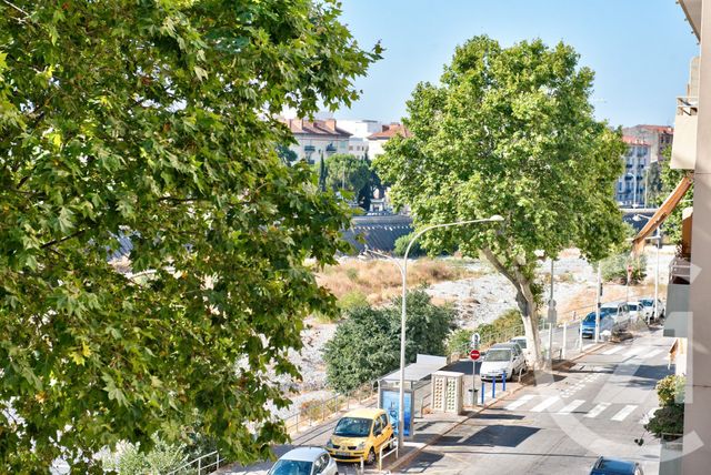 Afficher la photo en grand Appartement F3 à vendre - 3 pièces - 88.67 m2 - NICE - 06 - PROVENCE-ALPES-COTE-D-AZUR - Century 21 Lafage Transactions