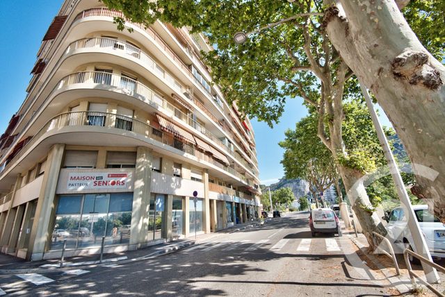 Afficher la photo en grand Appartement F3 à vendre - 3 pièces - 88.67 m2 - NICE - 06 - PROVENCE-ALPES-COTE-D-AZUR - Century 21 Lafage Transactions