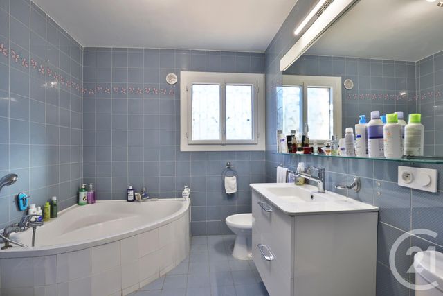 maison à vendre - 6 pièces - 148.0 m2 - GATTIERES - 06 - PROVENCE-ALPES-COTE-D-AZUR - Century 21 Lafage Transactions