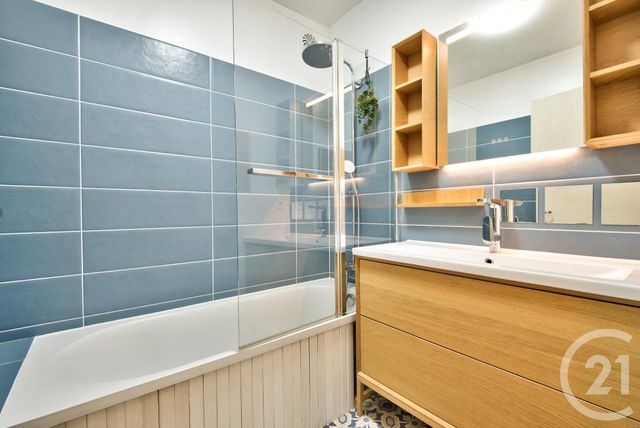 Appartement F3 à vendre - 3 pièces - 60.98 m2 - NICE - 06 - PROVENCE-ALPES-COTE-D-AZUR - Century 21 Lafage Transactions