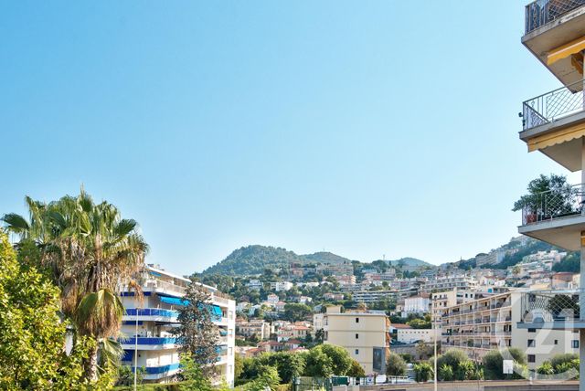 Appartement F3 à vendre - 3 pièces - 60.98 m2 - NICE - 06 - PROVENCE-ALPES-COTE-D-AZUR - Century 21 Lafage Transactions