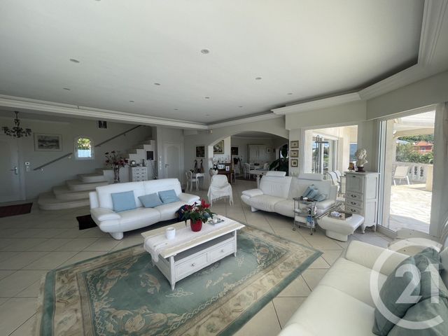maison à vendre - 5 pièces - 311.44 m2 - VALLAURIS - 06 - PROVENCE-ALPES-COTE-D-AZUR - Century 21 Lafage Transactions