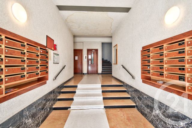 Afficher la photo en grand Appartement F3 à vendre - 3 pièces - 84.53 m2 - NICE - 06 - PROVENCE-ALPES-COTE-D-AZUR - Century 21 Lafage Transactions