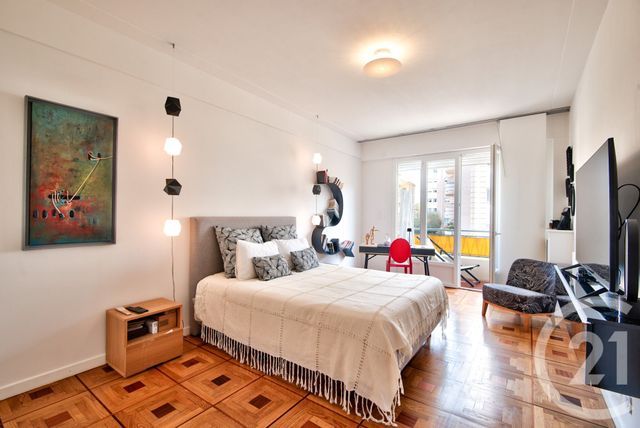 Afficher la photo en grand Appartement F3 à vendre - 3 pièces - 84.53 m2 - NICE - 06 - PROVENCE-ALPES-COTE-D-AZUR - Century 21 Lafage Transactions
