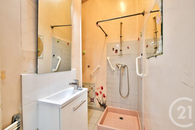 Appartement F4 à vendre - 4 pièces - 82.67 m2 - NICE - 06 - PROVENCE-ALPES-COTE-D-AZUR - Century 21 Lafage Transactions