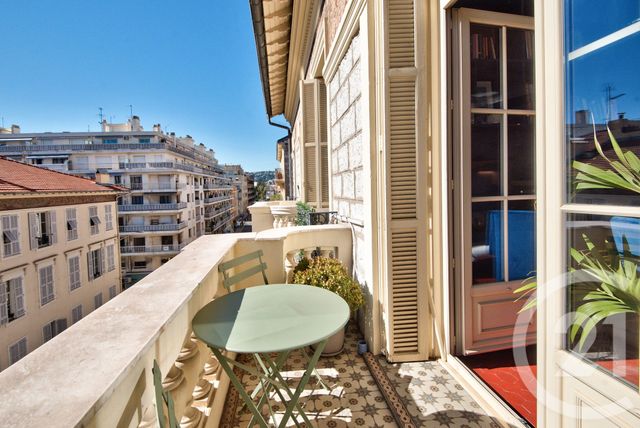 Appartement F3 à vendre - 3 pièces - 91.49 m2 - NICE - 06 - PROVENCE-ALPES-COTE-D-AZUR - Century 21 Lafage Transactions