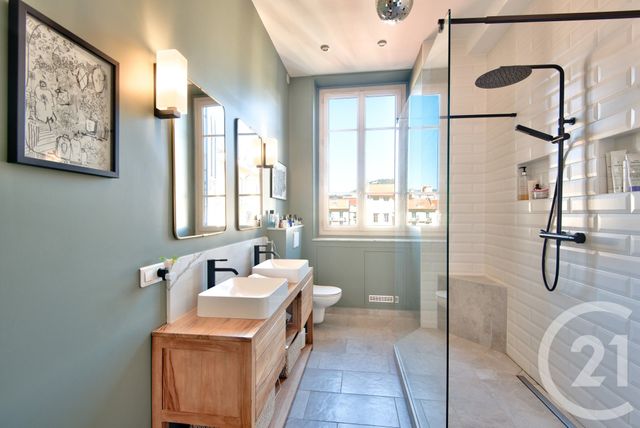 Appartement F3 à vendre - 3 pièces - 91.49 m2 - NICE - 06 - PROVENCE-ALPES-COTE-D-AZUR - Century 21 Lafage Transactions
