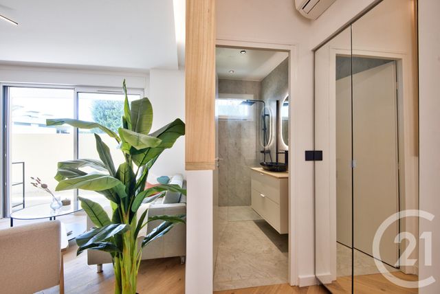 Appartement F3 à vendre - 3 pièces - 58.04 m2 - NICE - 06 - PROVENCE-ALPES-COTE-D-AZUR - Century 21 Lafage Transactions