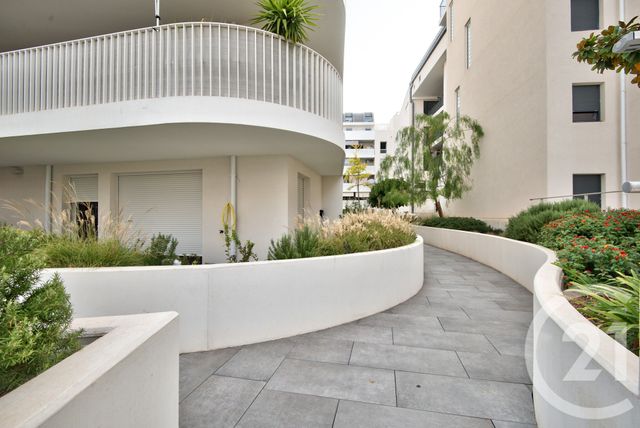 Afficher la photo en grand Appartement F2 à vendre - 2 pièces - 41.0 m2 - NICE - 06 - PROVENCE-ALPES-COTE-D-AZUR - Century 21 Lafage Transactions