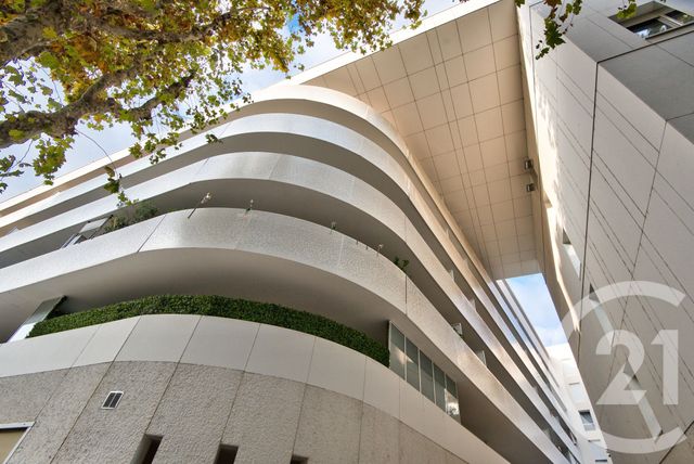 Afficher la photo en grand Appartement F2 à vendre - 2 pièces - 41.0 m2 - NICE - 06 - PROVENCE-ALPES-COTE-D-AZUR - Century 21 Lafage Transactions