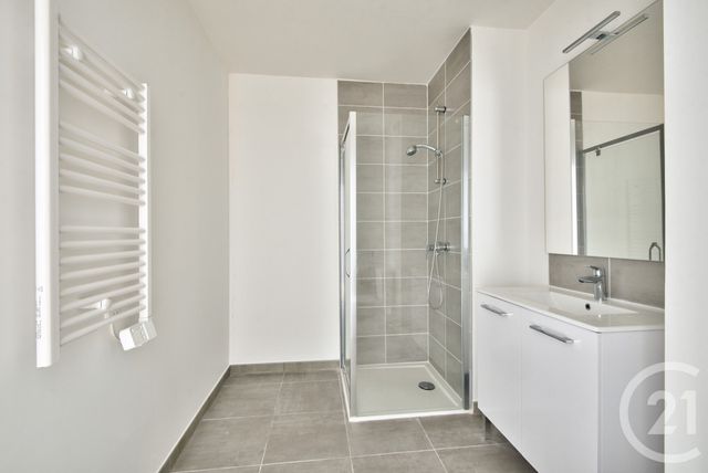 Afficher la photo en grand Appartement F2 à vendre - 2 pièces - 41.0 m2 - NICE - 06 - PROVENCE-ALPES-COTE-D-AZUR - Century 21 Lafage Transactions