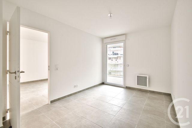Afficher la photo en grand Appartement F2 à vendre - 2 pièces - 41.0 m2 - NICE - 06 - PROVENCE-ALPES-COTE-D-AZUR - Century 21 Lafage Transactions