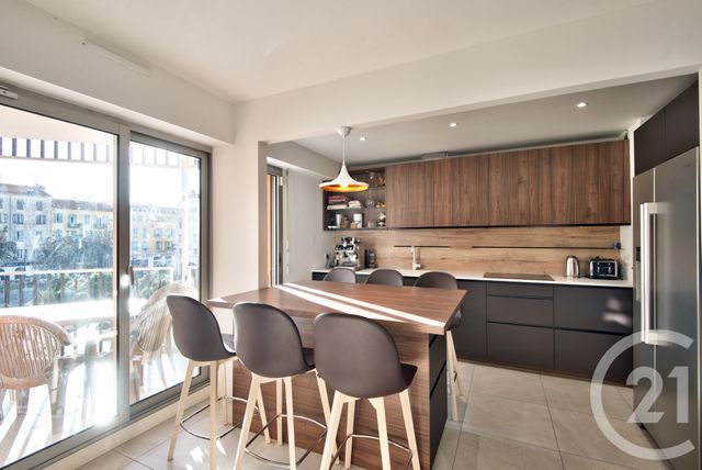 Appartement F4 à vendre - 4 pièces - 86.8 m2 - NICE - 06 - PROVENCE-ALPES-COTE-D-AZUR - Century 21 Lafage Transactions