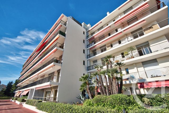 Appartement F3 à vendre - 3 pièces - 65.38 m2 - NICE - 06 - PROVENCE-ALPES-COTE-D-AZUR - Century 21 Lafage Transactions