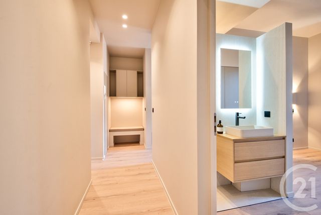 Appartement F3 à vendre - 3 pièces - 58.17 m2 - NICE - 06 - PROVENCE-ALPES-COTE-D-AZUR - Century 21 Lafage Transactions