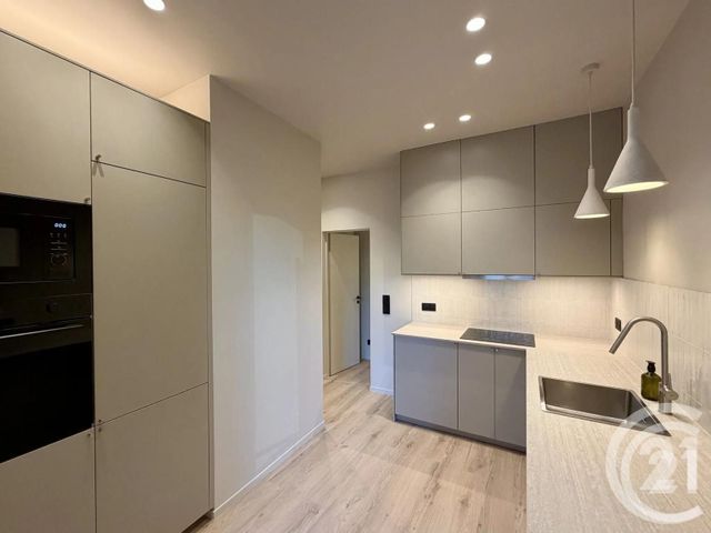 Appartement F3 à vendre - 3 pièces - 58.17 m2 - NICE - 06 - PROVENCE-ALPES-COTE-D-AZUR - Century 21 Lafage Transactions