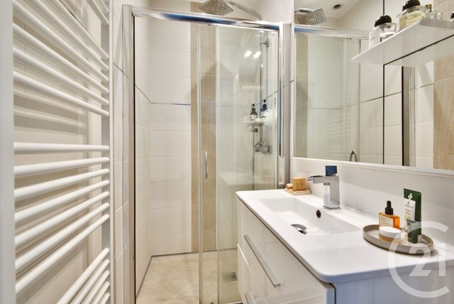 Appartement F3 à vendre - 3 pièces - 57.5 m2 - NICE - 06 - PROVENCE-ALPES-COTE-D-AZUR - Century 21 Lafage Transactions