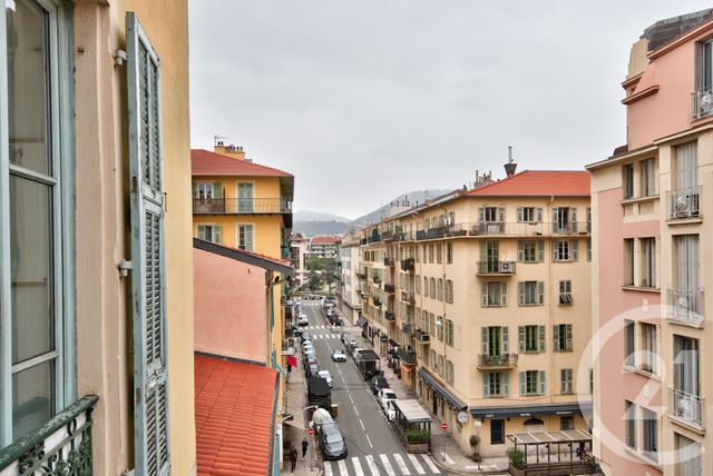 Appartement F3 à vendre - 3 pièces - 64.21 m2 - NICE - 06 - PROVENCE-ALPES-COTE-D-AZUR - Century 21 Lafage Transactions