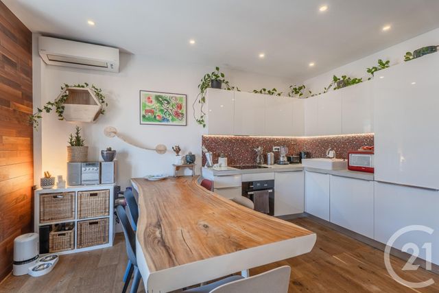 Appartement F3 à vendre - 3 pièces - 58.98 m2 - NICE - 06 - PROVENCE-ALPES-COTE-D-AZUR - Century 21 Lafage Transactions