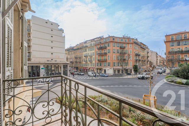 Appartement F3 à vendre - 3 pièces - 81.15 m2 - NICE - 06 - PROVENCE-ALPES-COTE-D-AZUR - Century 21 Lafage Transactions