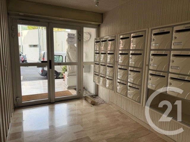 Appartement Studio à vendre - 1 pièce - 26.7 m2 - NICE - 06 - PROVENCE-ALPES-COTE-D-AZUR - Century 21 Lafage Transactions