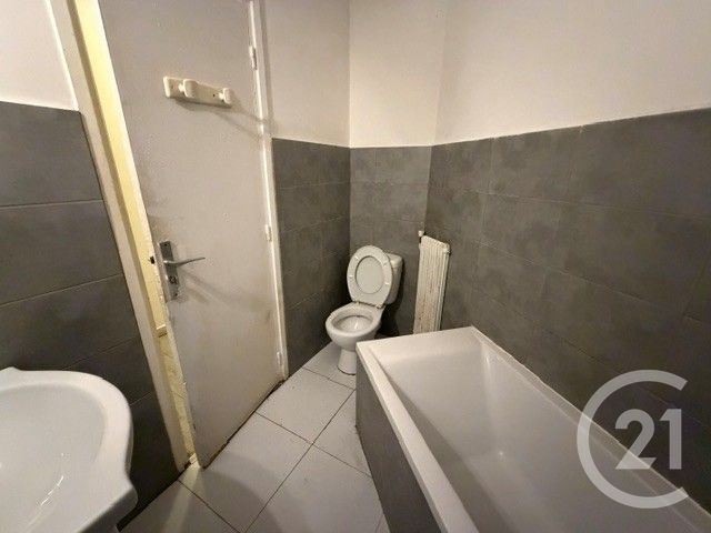 Appartement Studio à vendre - 1 pièce - 26.7 m2 - NICE - 06 - PROVENCE-ALPES-COTE-D-AZUR - Century 21 Lafage Transactions