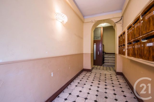 Appartement F3 à vendre - 4 pièces - 56.0 m2 - NICE - 06 - PROVENCE-ALPES-COTE-D-AZUR - Century 21 Lafage Transactions