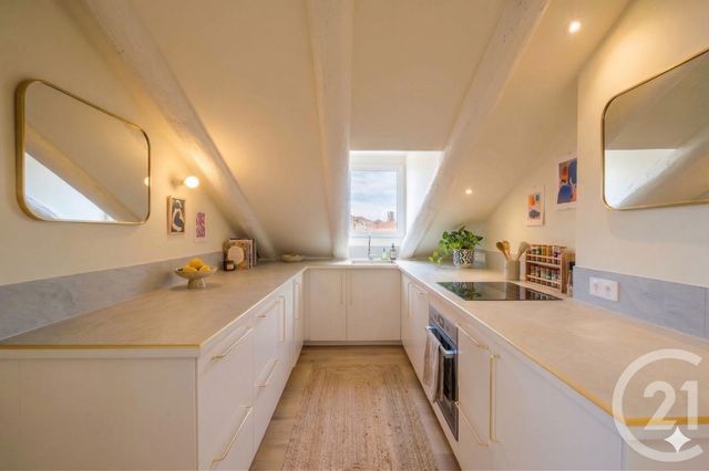 Appartement F3 à vendre - 4 pièces - 56.0 m2 - NICE - 06 - PROVENCE-ALPES-COTE-D-AZUR - Century 21 Lafage Transactions