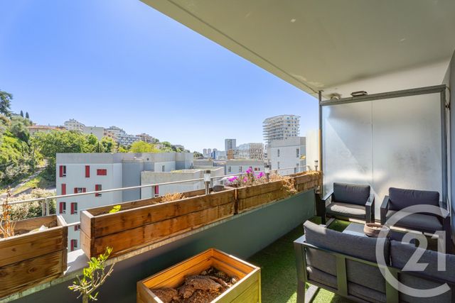 Appartement F3 à vendre - 3 pièces - 66.76 m2 - NICE - 06 - PROVENCE-ALPES-COTE-D-AZUR - Century 21 Lafage Transactions