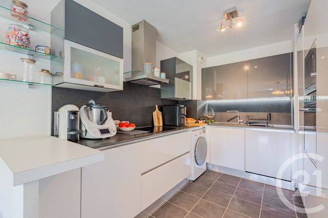 Appartement F3 à vendre - 3 pièces - 66.76 m2 - NICE - 06 - PROVENCE-ALPES-COTE-D-AZUR - Century 21 Lafage Transactions