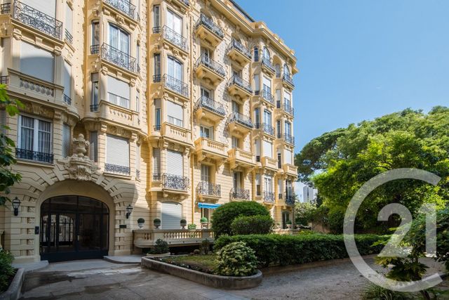 Appartement F5 à vendre - 5 pièces - 115.0 m2 - NICE - 06 - PROVENCE-ALPES-COTE-D-AZUR - Century 21 Lafage Transactions