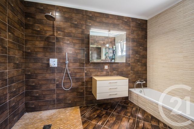 maison à vendre - 4 pièces - 164.0 m2 - NICE - 06 - PROVENCE-ALPES-COTE-D-AZUR - Century 21 Lafage Transactions