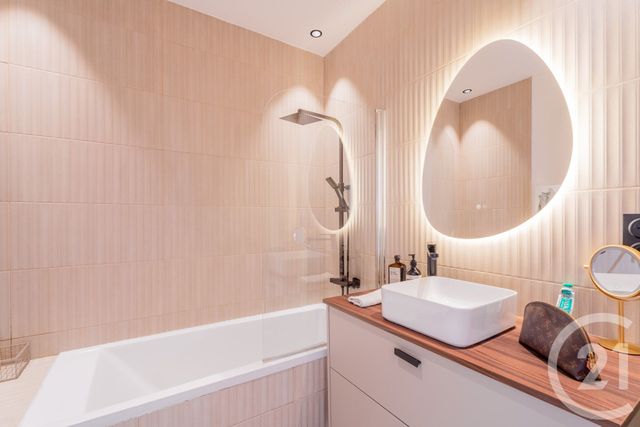 Appartement F3 à vendre - 3 pièces - 69.14 m2 - NICE - 06 - PROVENCE-ALPES-COTE-D-AZUR - Century 21 Lafage Transactions