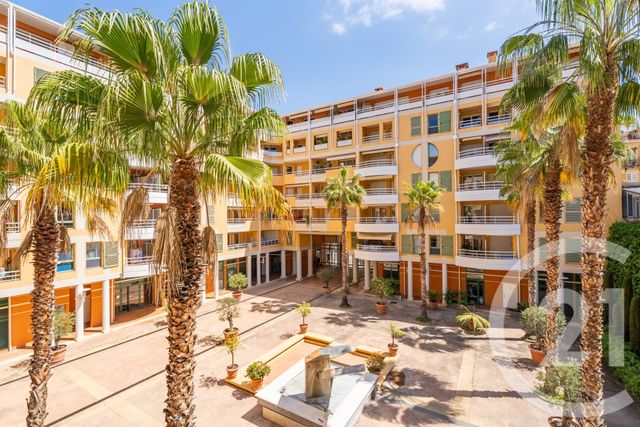 Appartement F2 à vendre - 2 pièces - 47.3 m2 - NICE - 06 - PROVENCE-ALPES-COTE-D-AZUR - Century 21 Lafage Transactions
