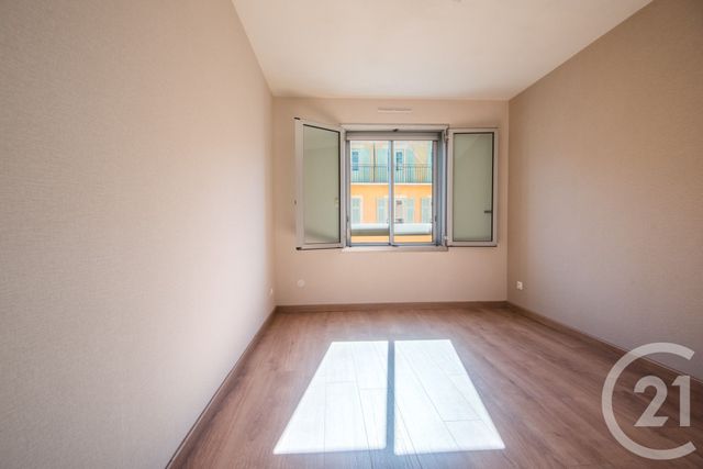 Appartement F3 à vendre - 3 pièces - 72.39 m2 - NICE - 06 - PROVENCE-ALPES-COTE-D-AZUR - Century 21 Lafage Transactions