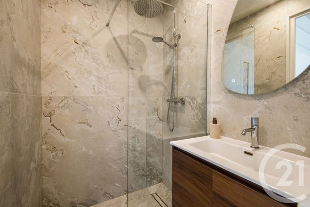 Appartement F3 à vendre - 3 pièces - 60.88 m2 - NICE - 06 - PROVENCE-ALPES-COTE-D-AZUR - Century 21 Lafage Transactions