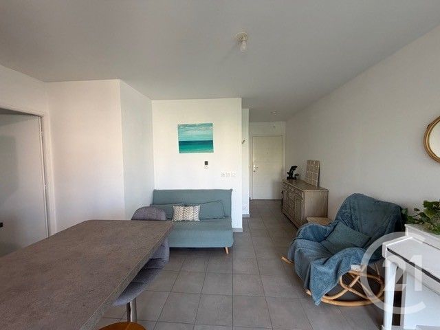 Appartement à vendre - 2 pièces - 42.29 m2 - NICE - 06 - PROVENCE-ALPES-COTE-D-AZUR - Century 21 Lafage Transactions