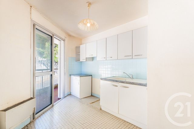 Appartement F3 à vendre - 3 pièces - 64.1 m2 - NICE - 06 - PROVENCE-ALPES-COTE-D-AZUR - Century 21 Lafage Transactions