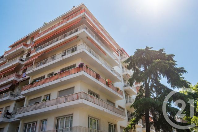 Appartement F3 à vendre - 3 pièces - 61.0 m2 - NICE - 06 - PROVENCE-ALPES-COTE-D-AZUR - Century 21 Lafage Transactions