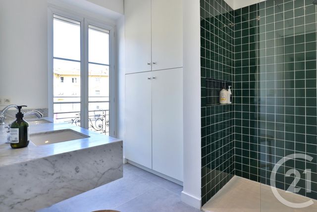Appartement F4 à vendre - 4 pièces - 130.0 m2 - NICE - 06 - PROVENCE-ALPES-COTE-D-AZUR - Century 21 Lafage Transactions