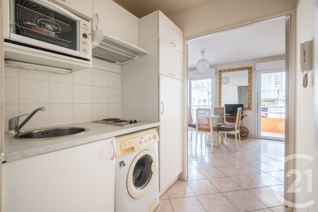 Appartement F1 à vendre - 1 pièce - 30.13 m2 - NICE - 06 - PROVENCE-ALPES-COTE-D-AZUR - Century 21 Lafage Transactions